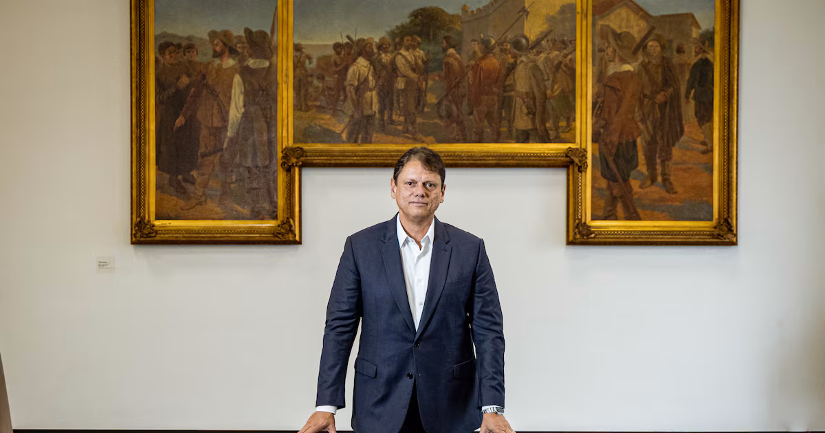 Assista à íntegra da entrevista exclusiva de Tarcísio de Freitas ao Estadão