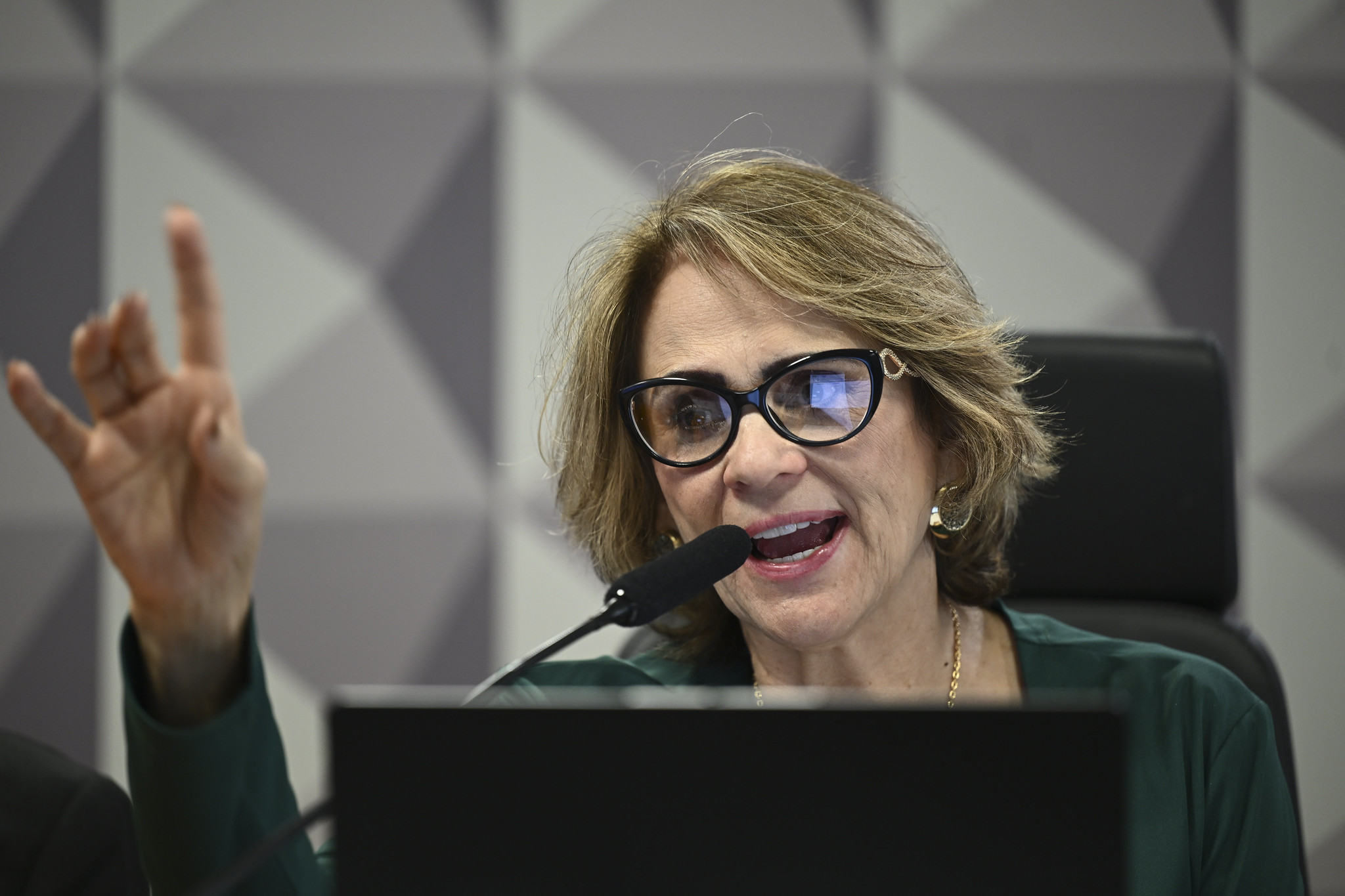 Damares pede a líderes religiosos que “não deixem o povo ser enganado”