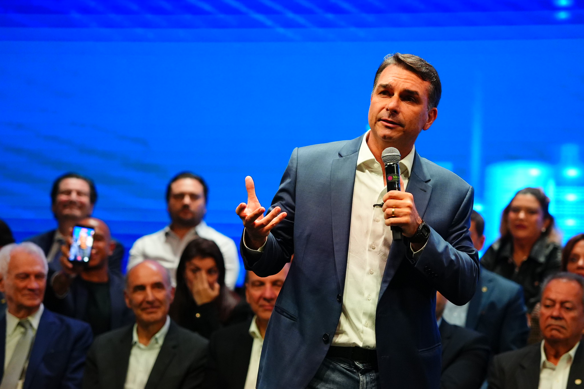 Polymarket dá 77,9% de chance de vitória a Flávio