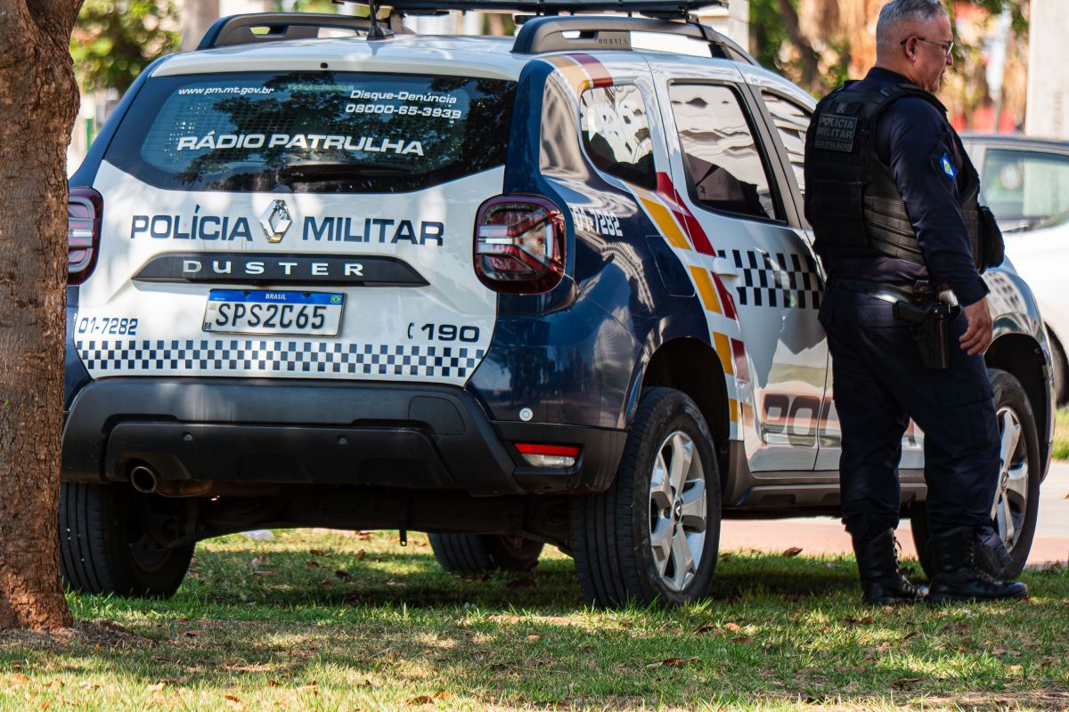 Funcionário de shopping é preso por repassar material de abuso infantil