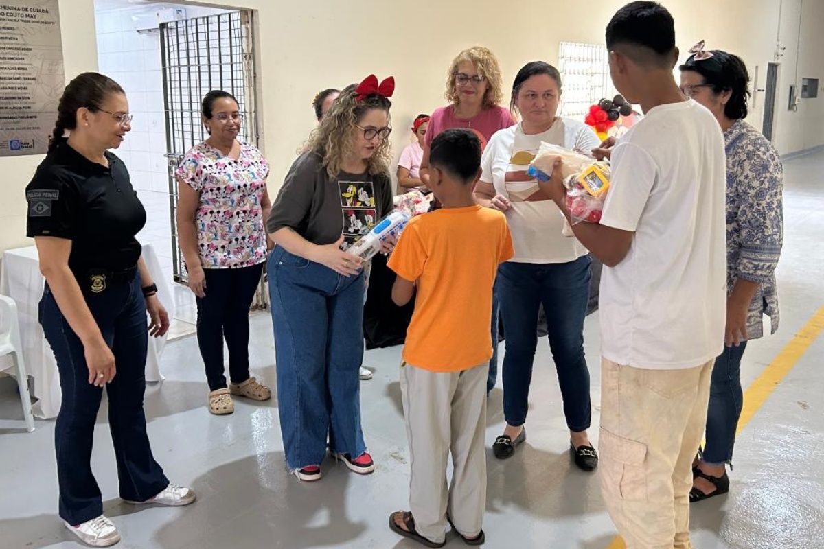 Presídio feminino de Cuiabá promove ação pelo Dia das Crianças