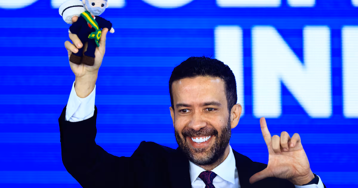 Janones tem alta prevista para as próximas 48 horas após ser internado na UTI com arritmia cardíaca