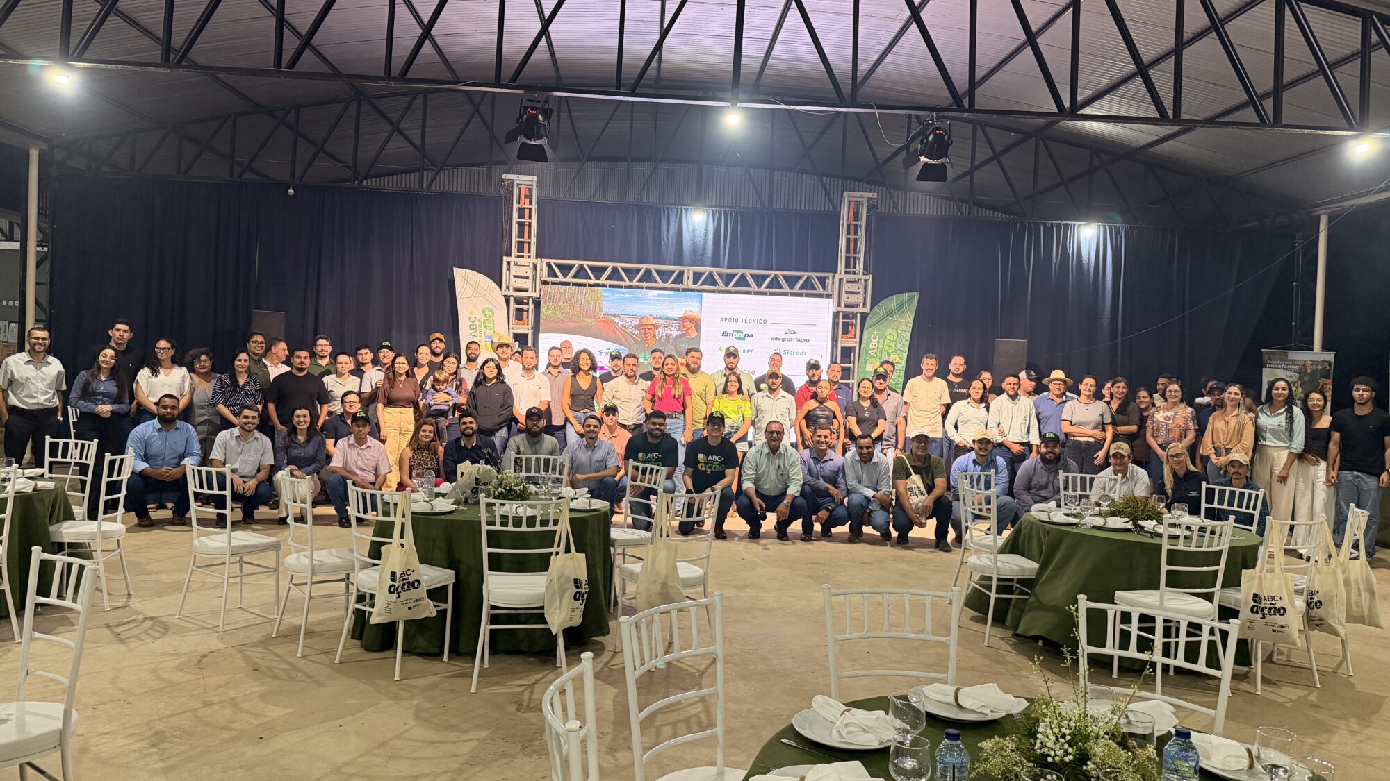 Sistema Famato | ABC+ em Ação leva tecnologias, crédito e informações sobre baixa emissão de carbono a produtores de Comodoro