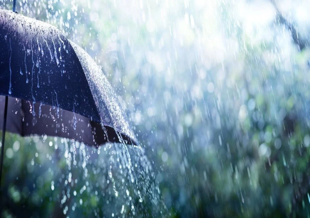 Pancadas fortes de chuva invadem áreas de 4 regiões do país