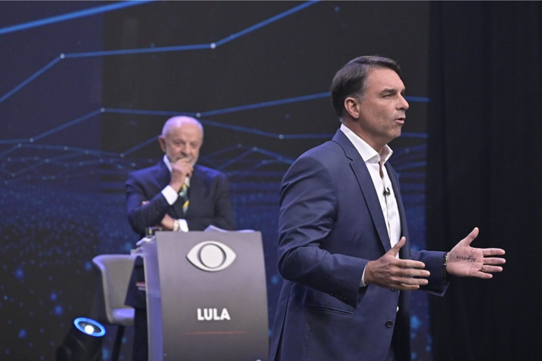 TSE mantém propaganda de Lula que acusa Flávio de ser contra fim da escala 6×1