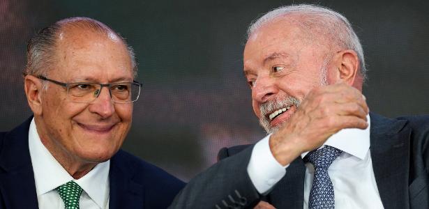 Eu também toparia abrir o meu sigilo; quem é eleito não devia ter sigilo, diz Alckmin