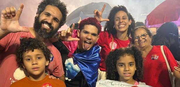 Na Paulista, crianças vivem primeira festa de 'vovô Lula'